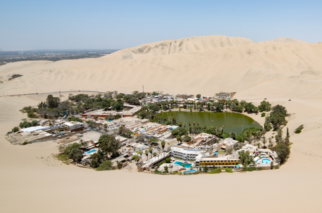 Oasis Huacachina